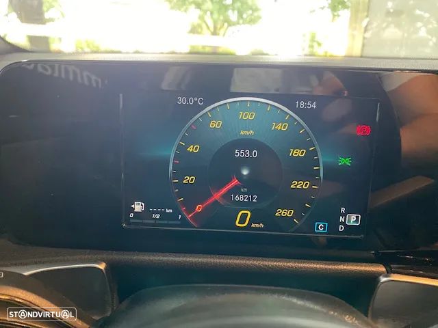 Mercedes-Benz GLB 200 d Style - 16