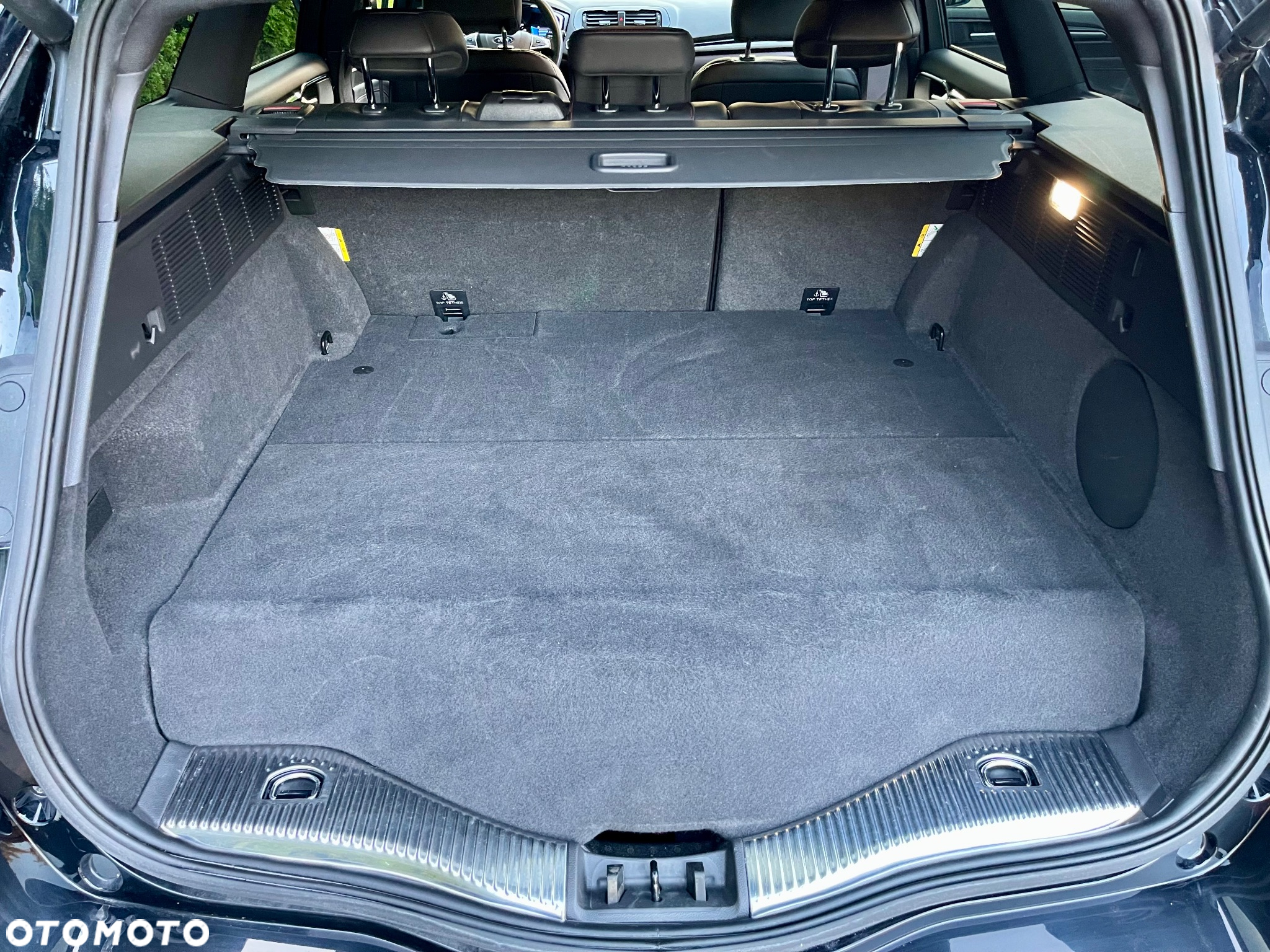 Ford Mondeo 2.0 Hybrid ST-Line Plus - 28