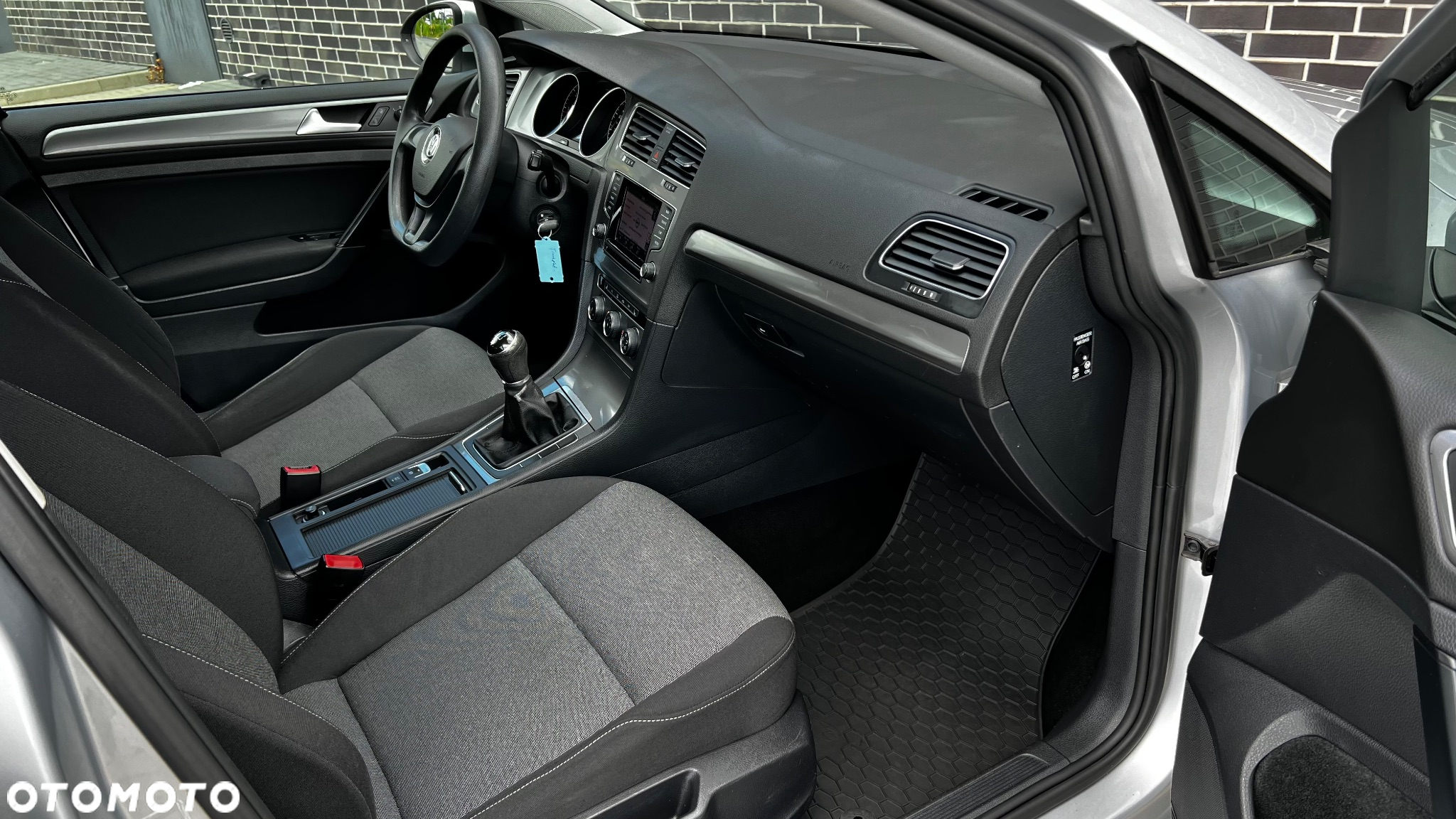 Volkswagen Golf 1.6 TDI BlueMotion Technology Trendline - 30