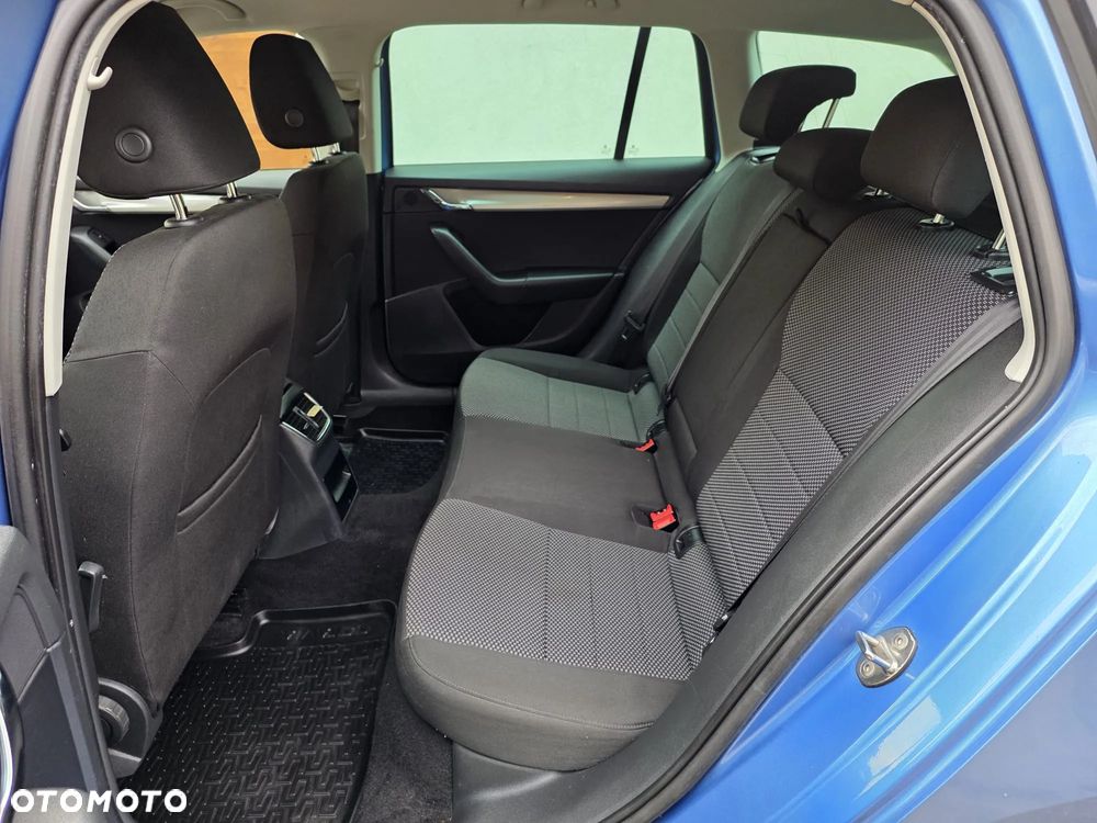 Skoda Octavia 1.4 TSI Active - 9