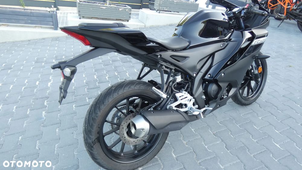 Yamaha YZF - 10