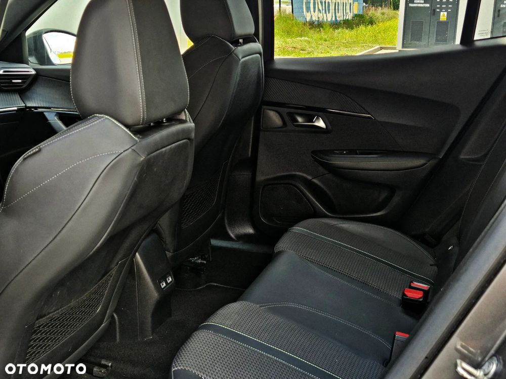 Peugeot 2008 1.5 BlueHDi GT S&S EAT8 - 35