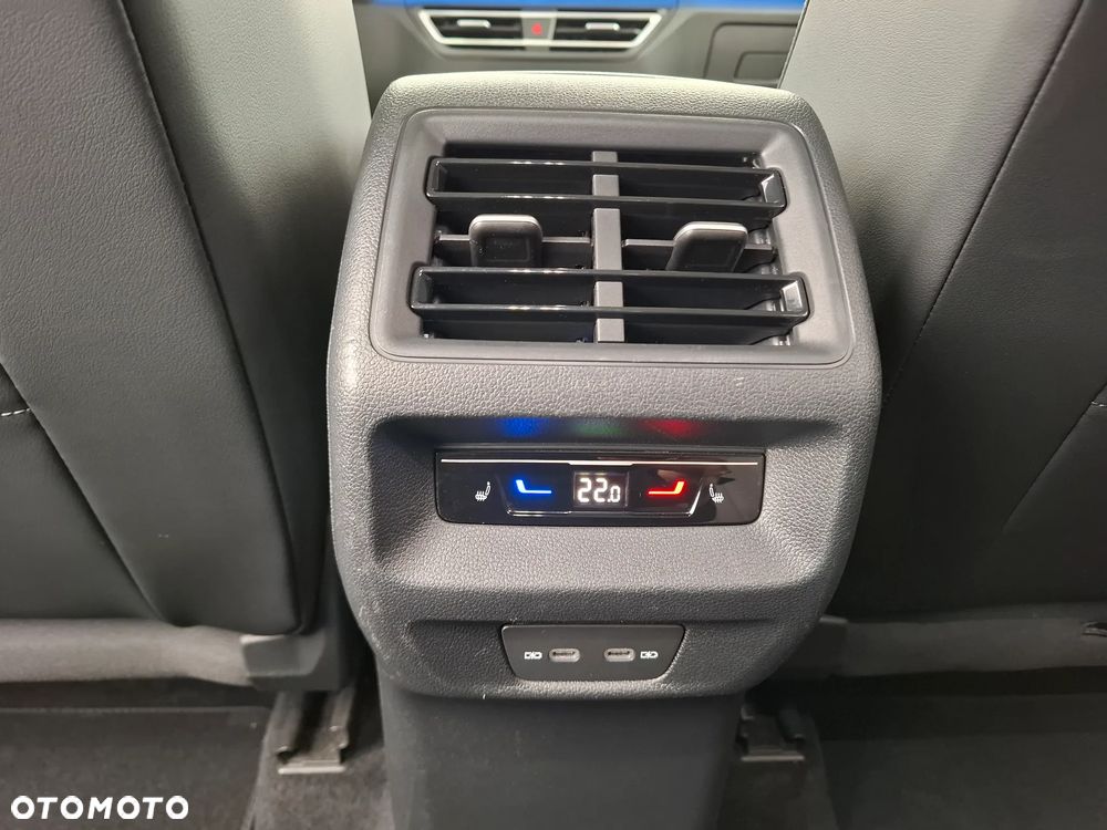 Volkswagen Tiguan 2.0 TDI SCR Elegance DSG - 23