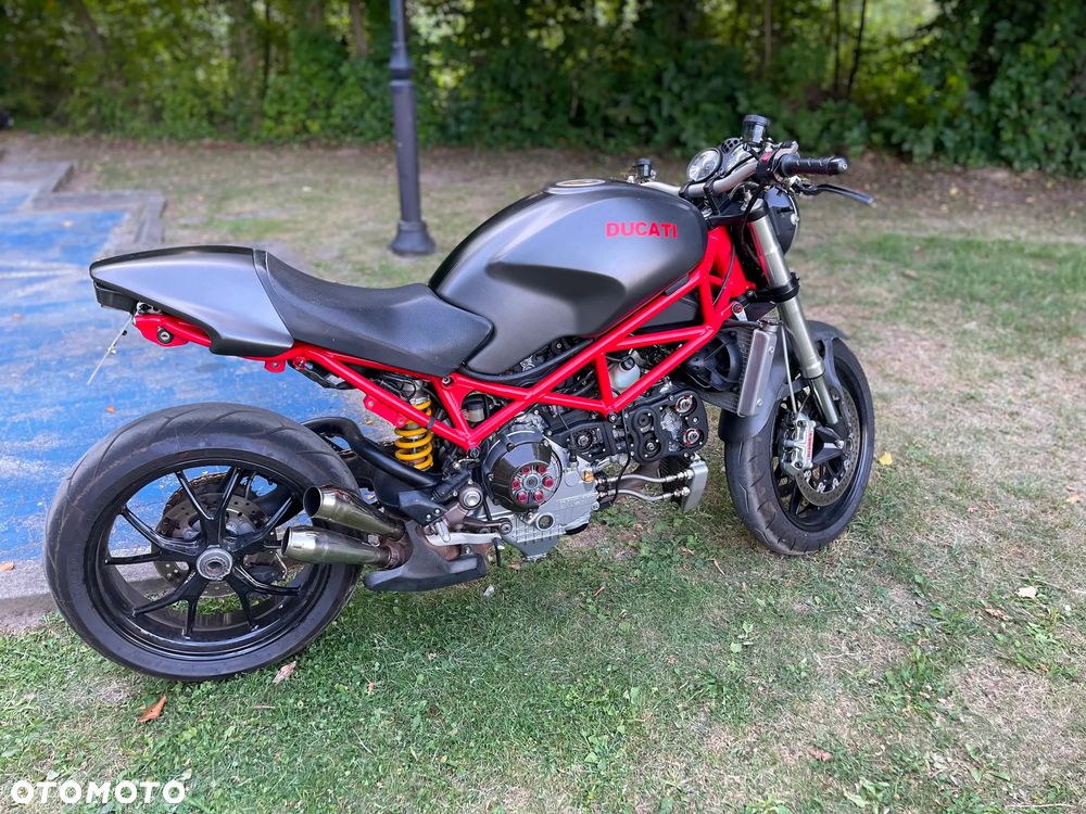 Ducati Monster - 3