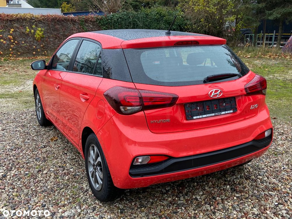 Hyundai i20 - 20