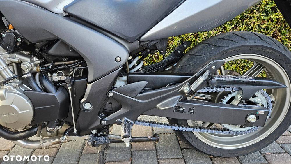 Honda CBF - 9