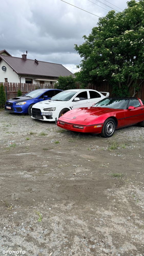 Chevrolet Corvette - 16