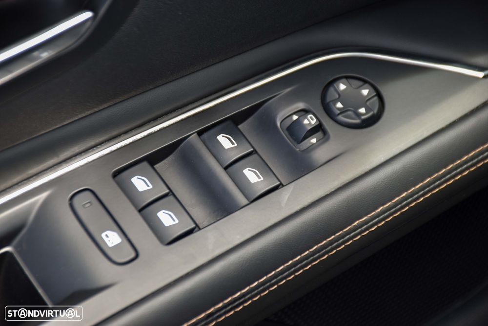 Peugeot 3008 1.6 BlueHDi GT Line - 22