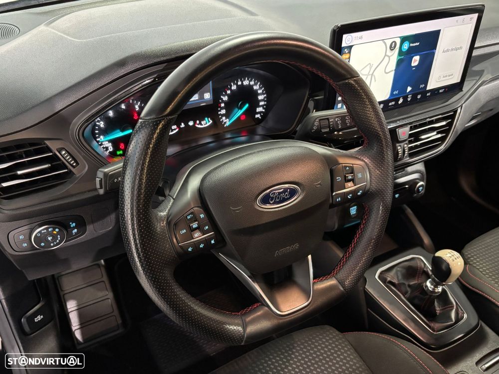 Ford Focus 1.0 EcoBoost MHEV ST-Line - 18