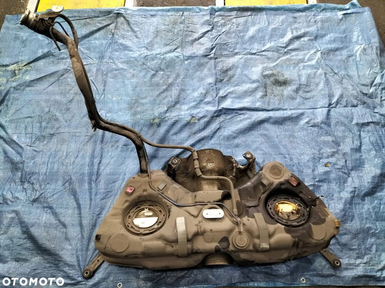 ZBIORNIK PALIWA BAK KOMPLETNY POMPA PŁYWAK A2124700794 A2124700194 MERCEDES W212 SEDAN 2.2 CDI - 1