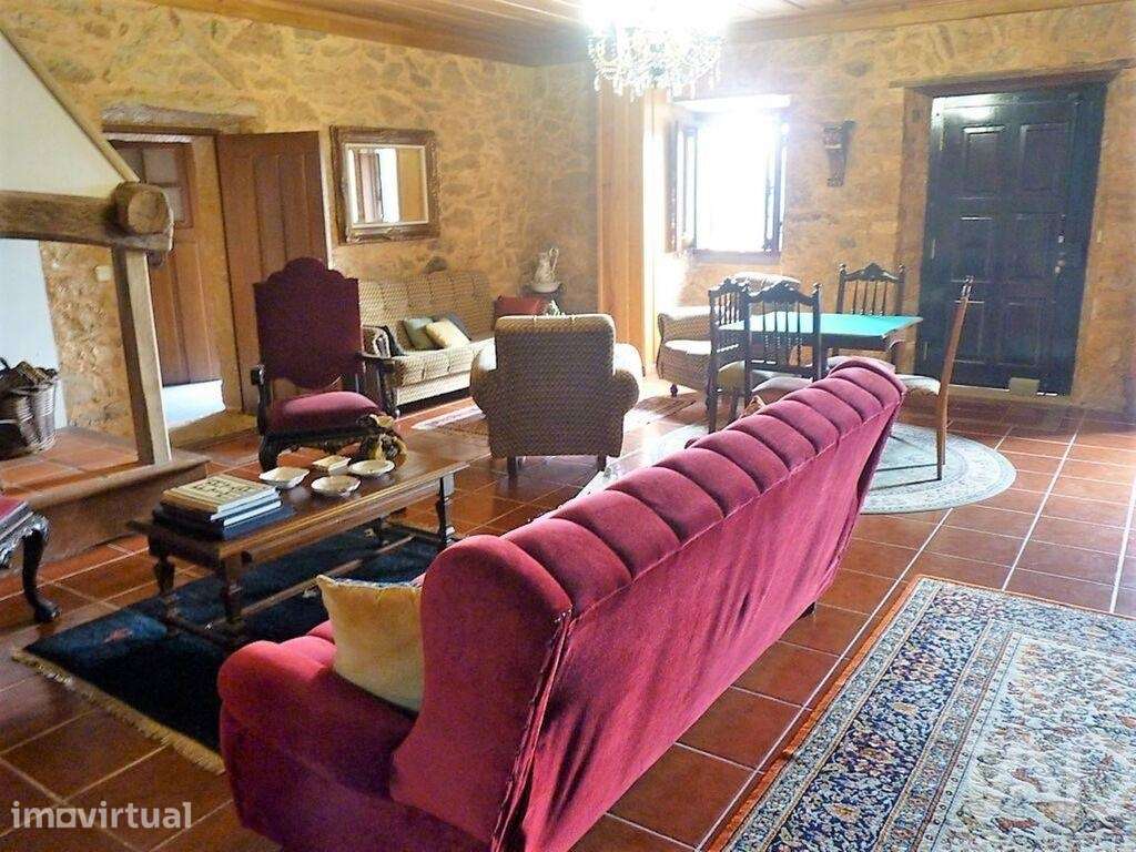 Casa T4 em Fátima de 664,00 m2 - Grande imagem: 4/30