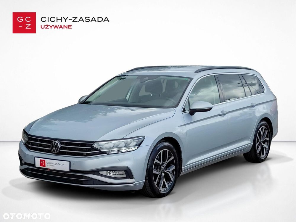 Volkswagen Passat - 1
