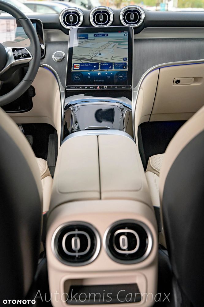 Mercedes-Benz GLC - 18