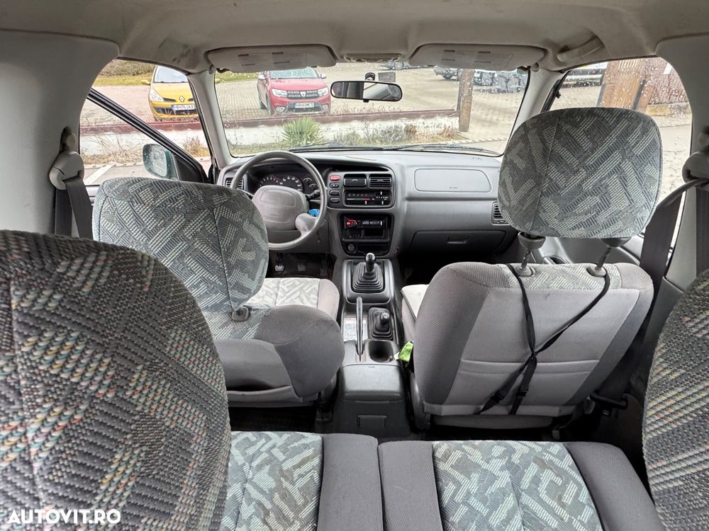 Suzuki Grand Vitara 1.6 Comfort Style - 6