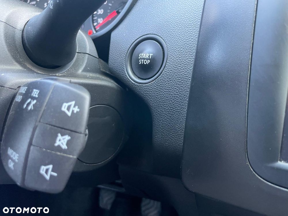 Dacia Duster TCe 100 2WD Celebration - 17