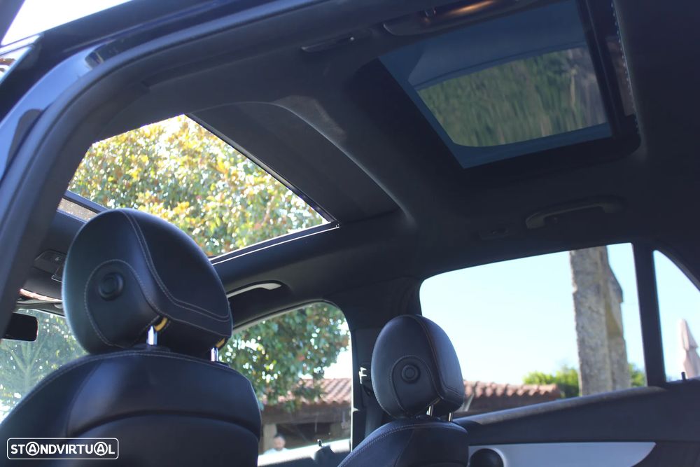 Mercedes-Benz GLC 300 de 4Matic 9G-TRONIC AMG Line - 32