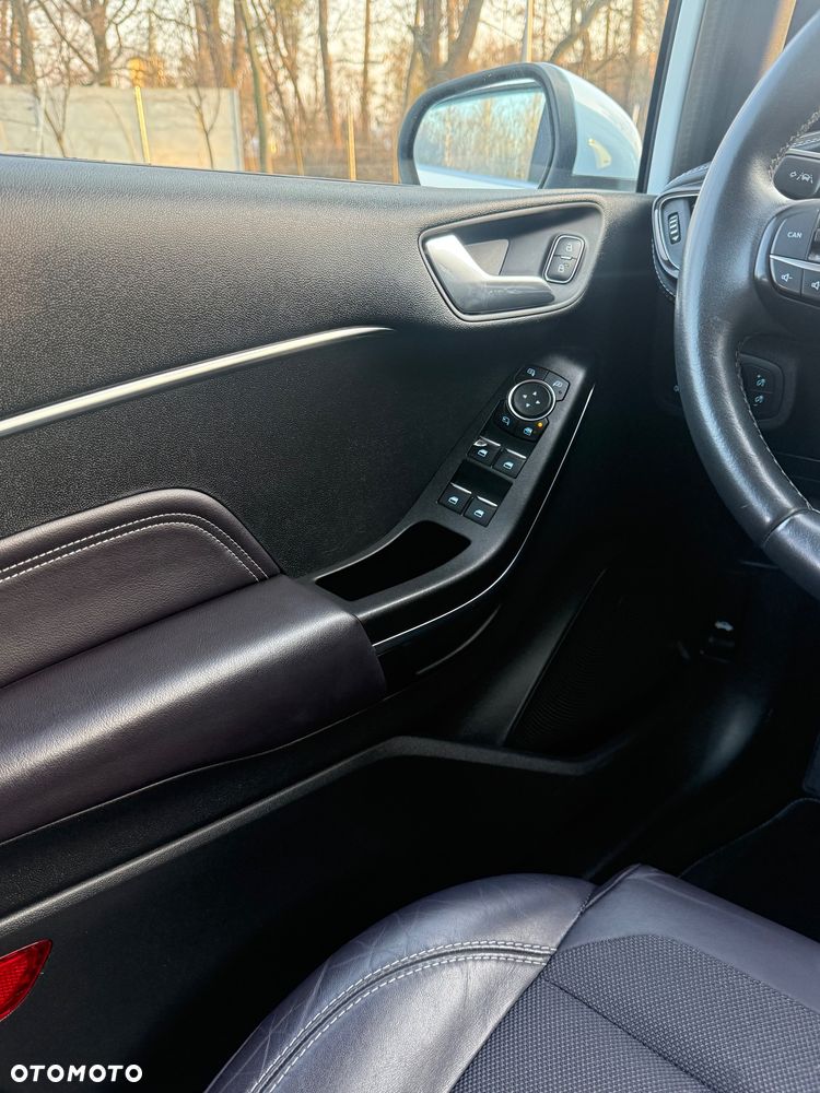 Ford Fiesta 1.0 EcoBoost S&S VIGNALE - 11