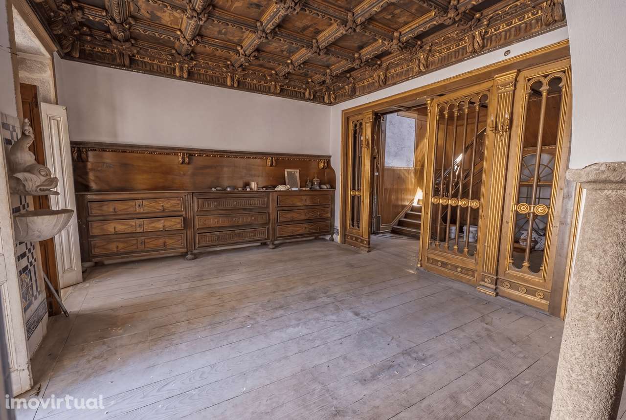 Um Palacete Histórico de Prestígio em Oliveira de Azeméis - Grande imagem: 2/30
