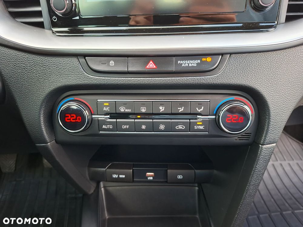 Kia Ceed 1.6 CRDi SCR M - 32