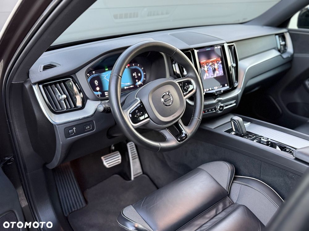 Volvo XC 60 B4 D Geartronic RDesign - 14