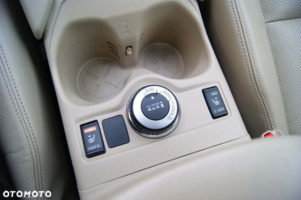 Nissan X-Trail 2.0 dCi Tekna 4WD 7os - 14