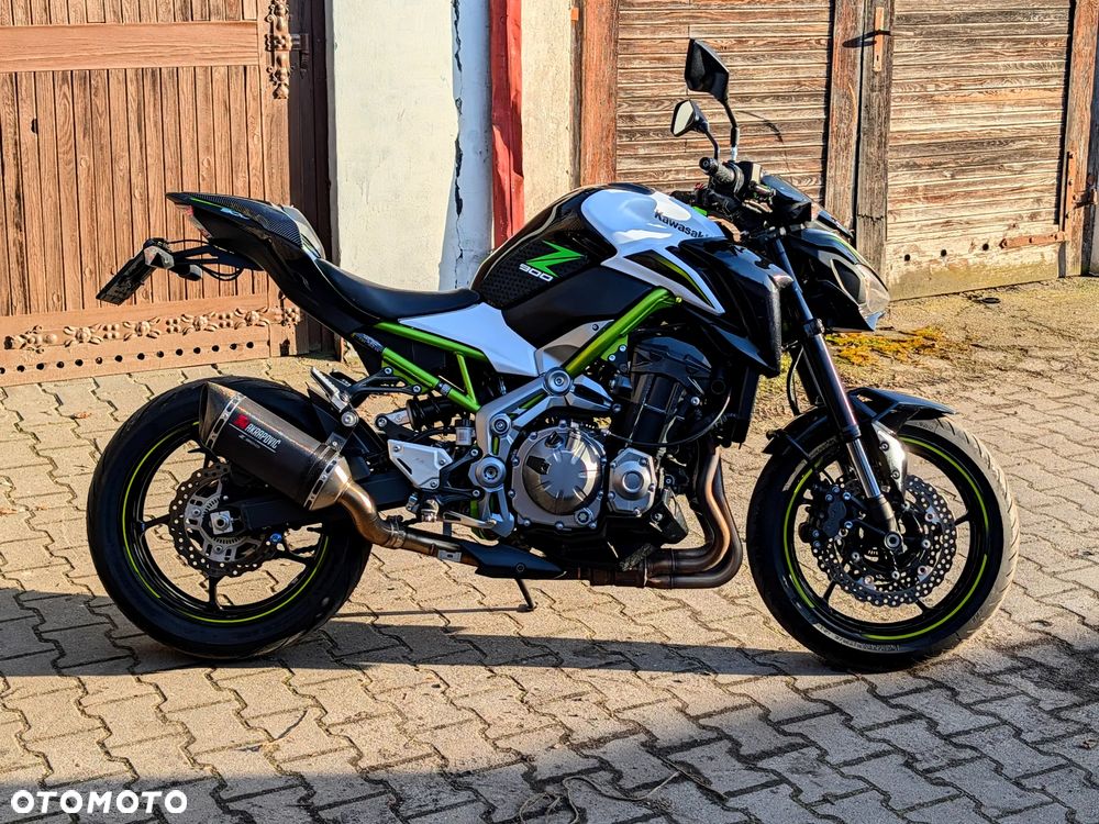 Kawasaki Z 900 - 3