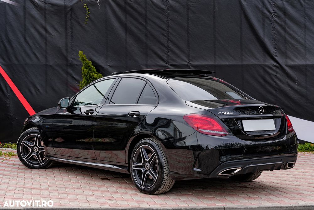 MERCEDES-BENZ C-Class 2021 — imagine 5
