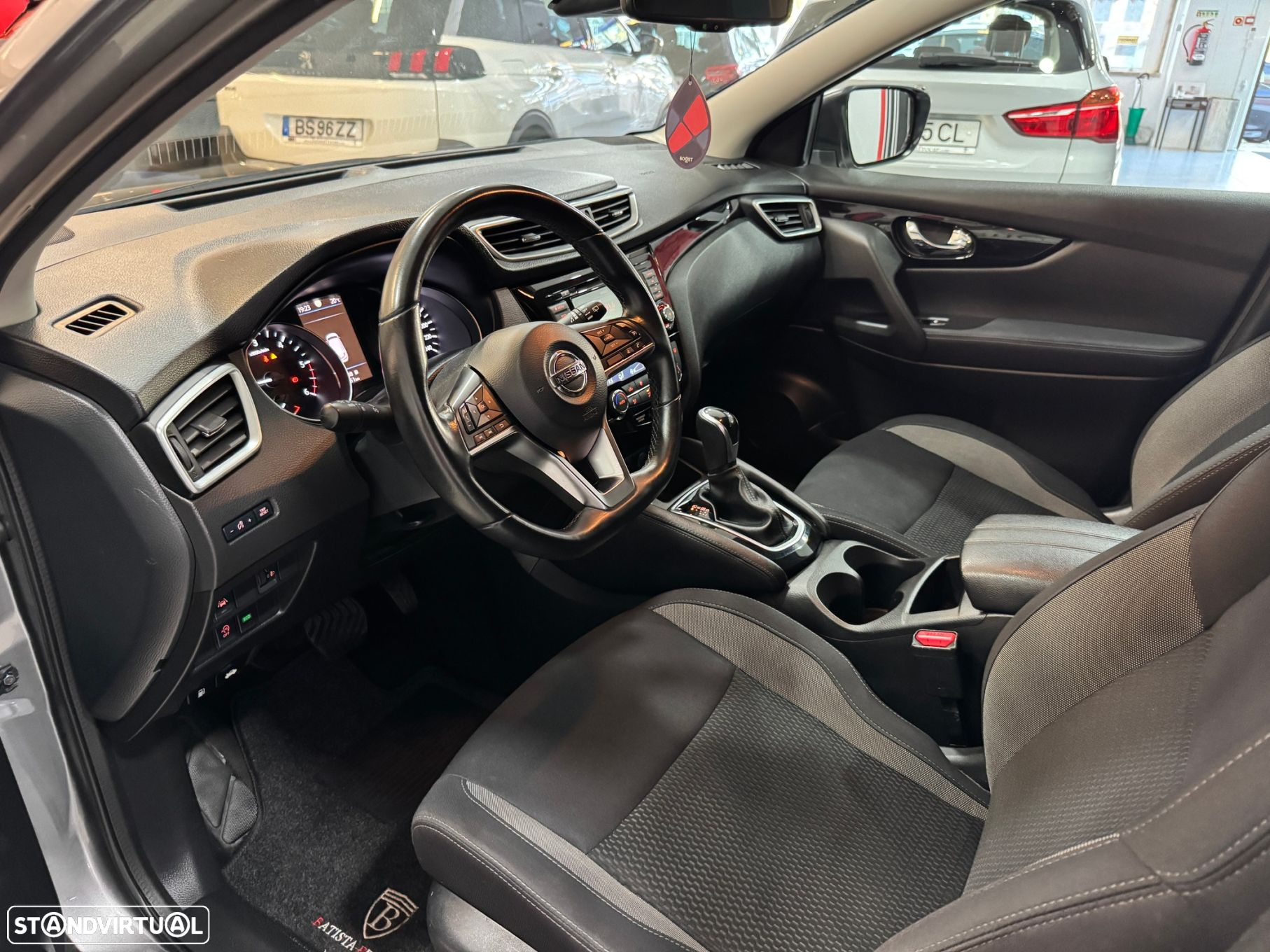Nissan Qashqai 1.5 dCi DCT ACENTA - 21