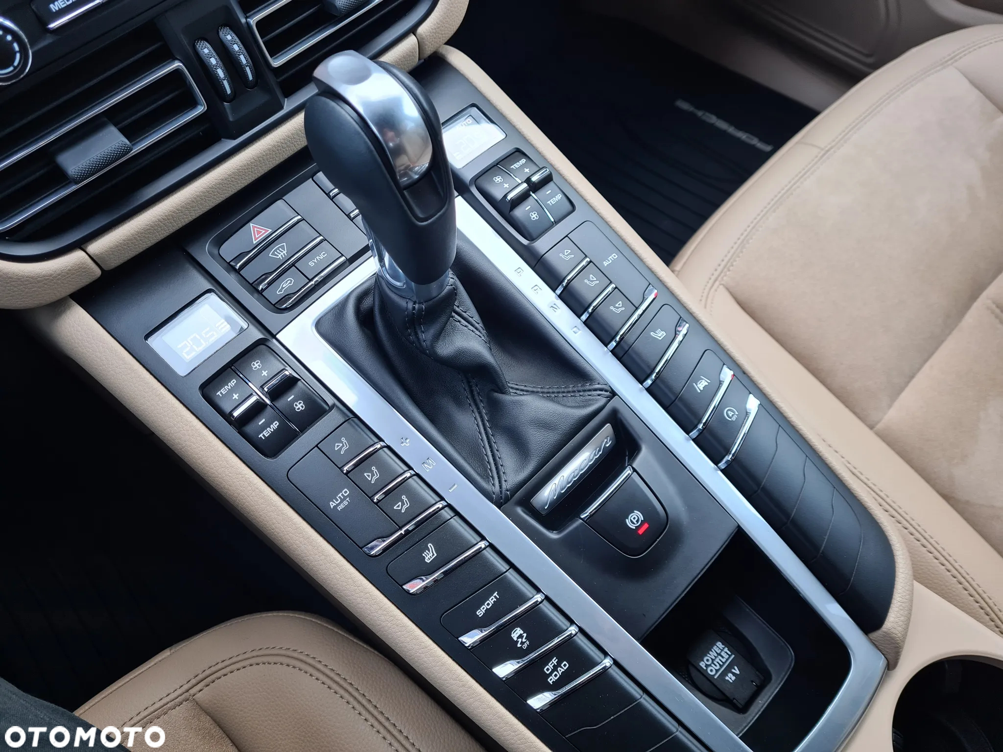 Porsche Macan Standard - 29