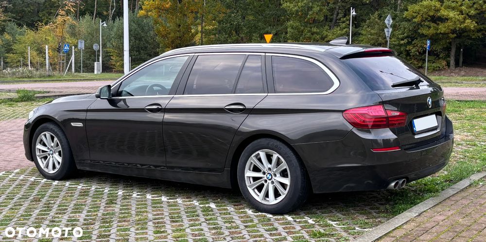 BMW Seria 5 520d xDrive Touring Luxury Line - 5