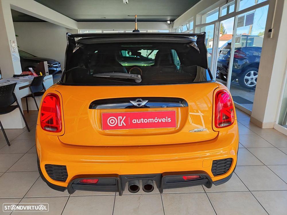MINI 3 Portas John Cooper Works - 9