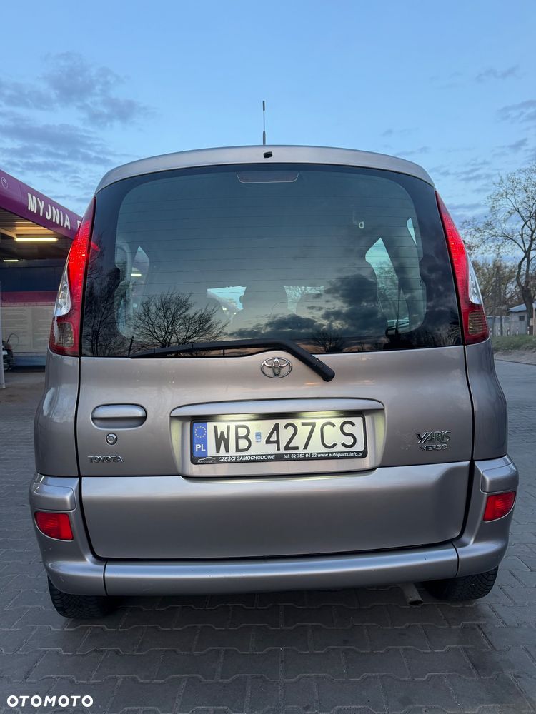 Toyota Yaris Verso 1.5 Sol - 5