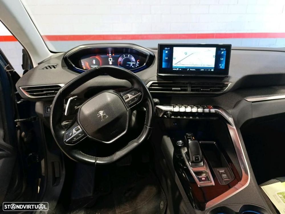 Peugeot 3008 1.5 BlueHDi Allure EAT8 - 3
