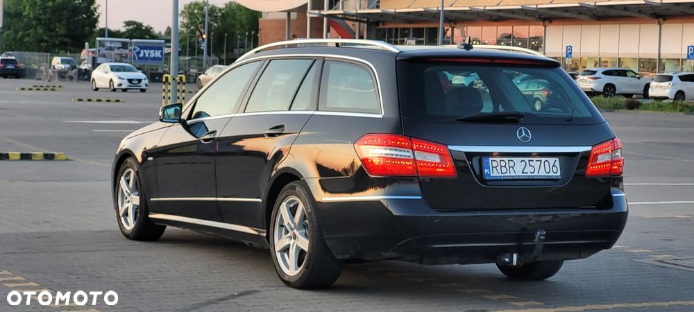 Mercedes-Benz Klasa E 200 CDI DPF BlueEFFICIENCY Automatik Avantgarde - 4