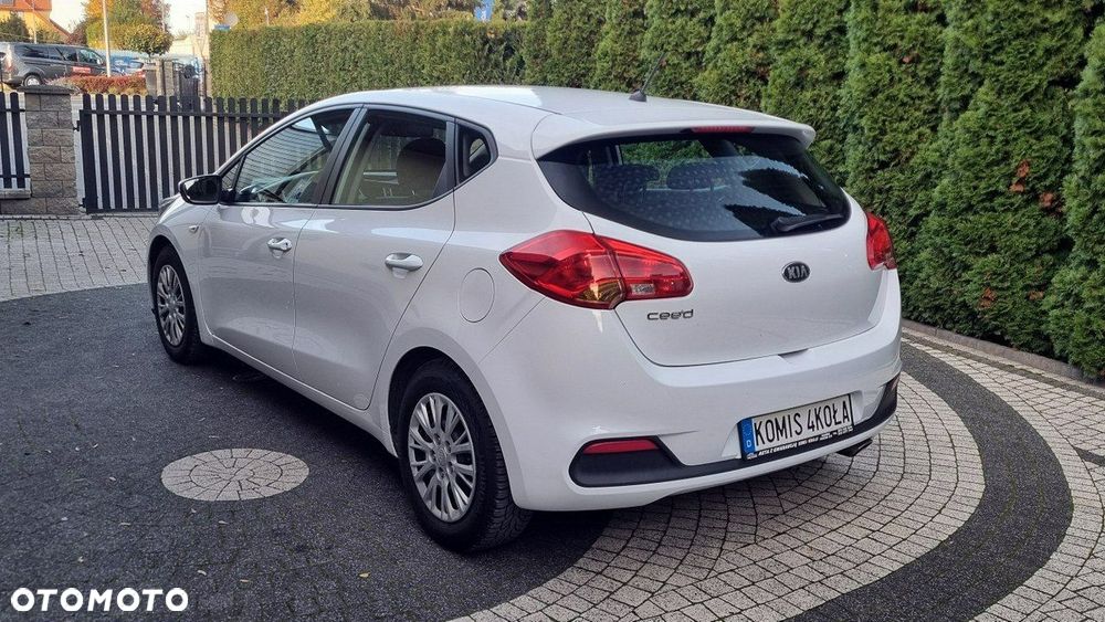 Kia Ceed - 5