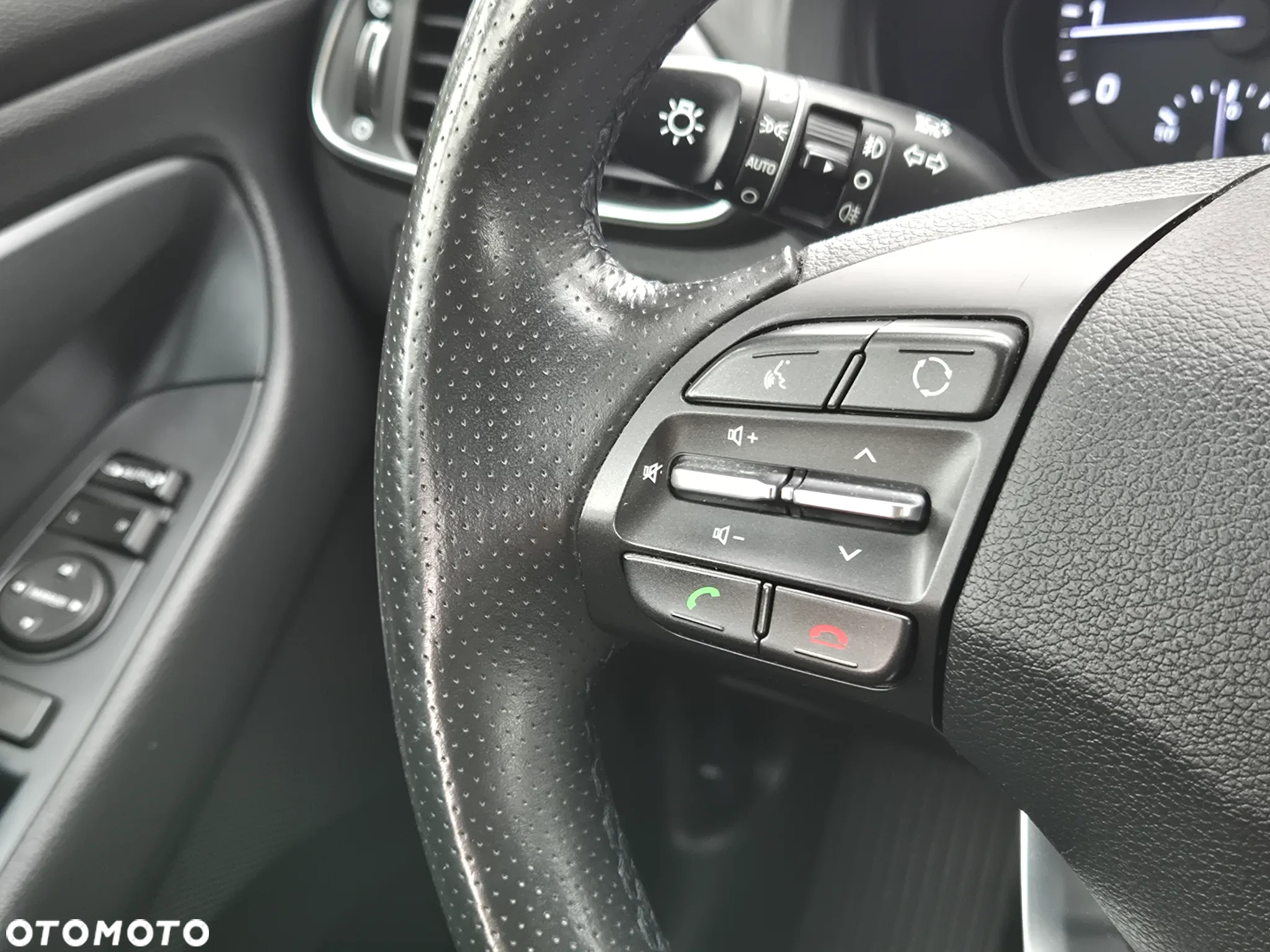 Hyundai i30 Kombi 1.4 T-GDI Premium - 17