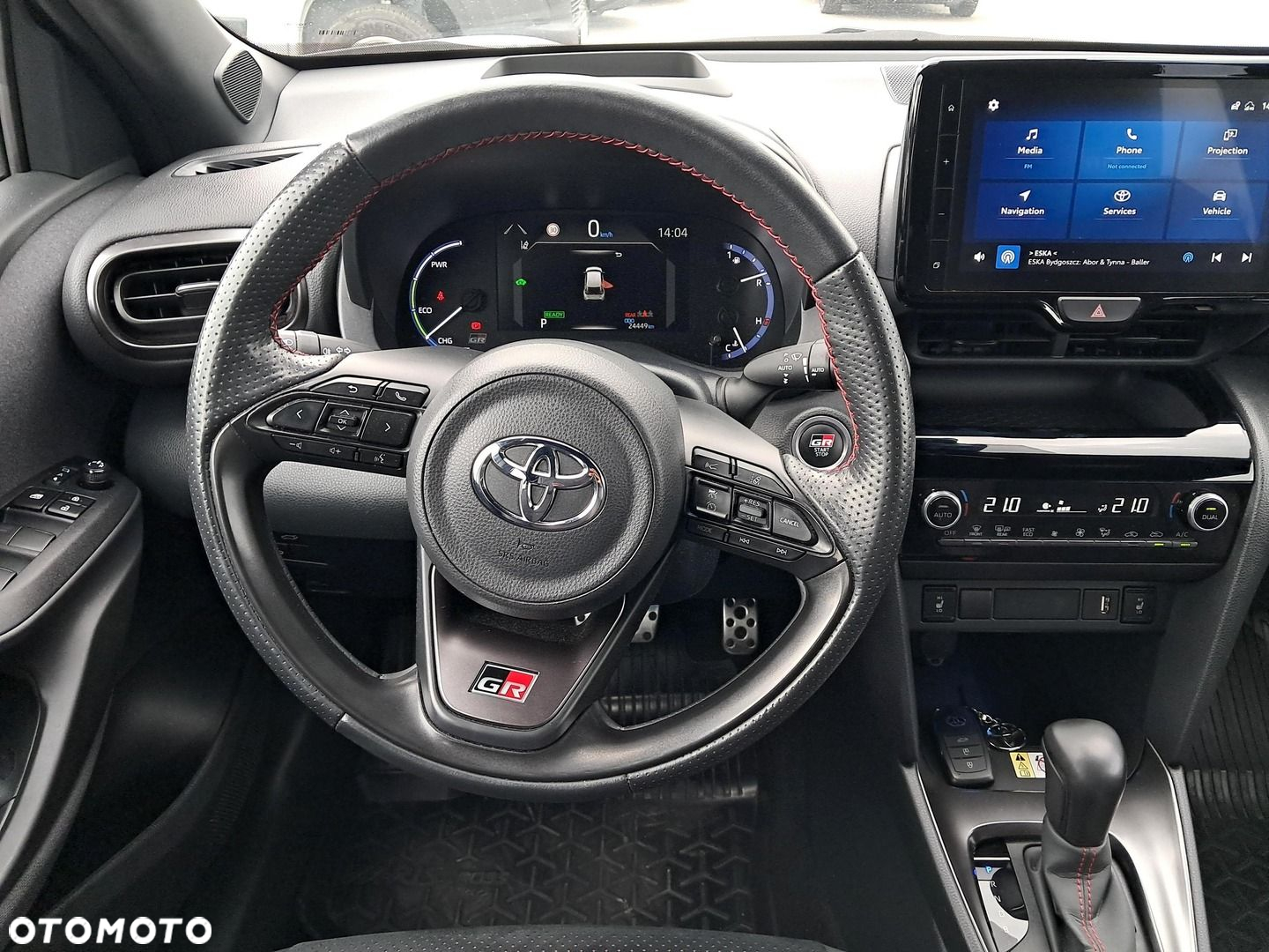 Toyota Yaris Cross - 16
