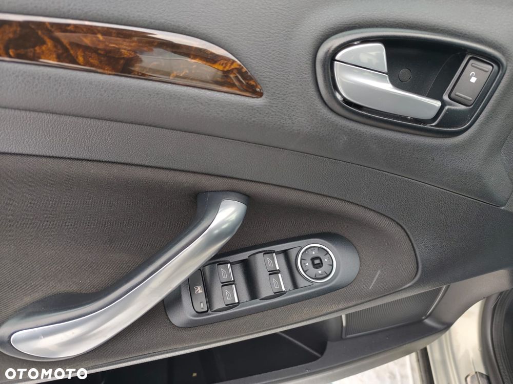 Ford Mondeo 2.0 Viva Titanium - 22