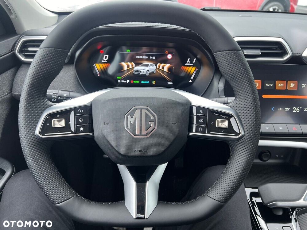 MG ZS Hybrid+ - 11