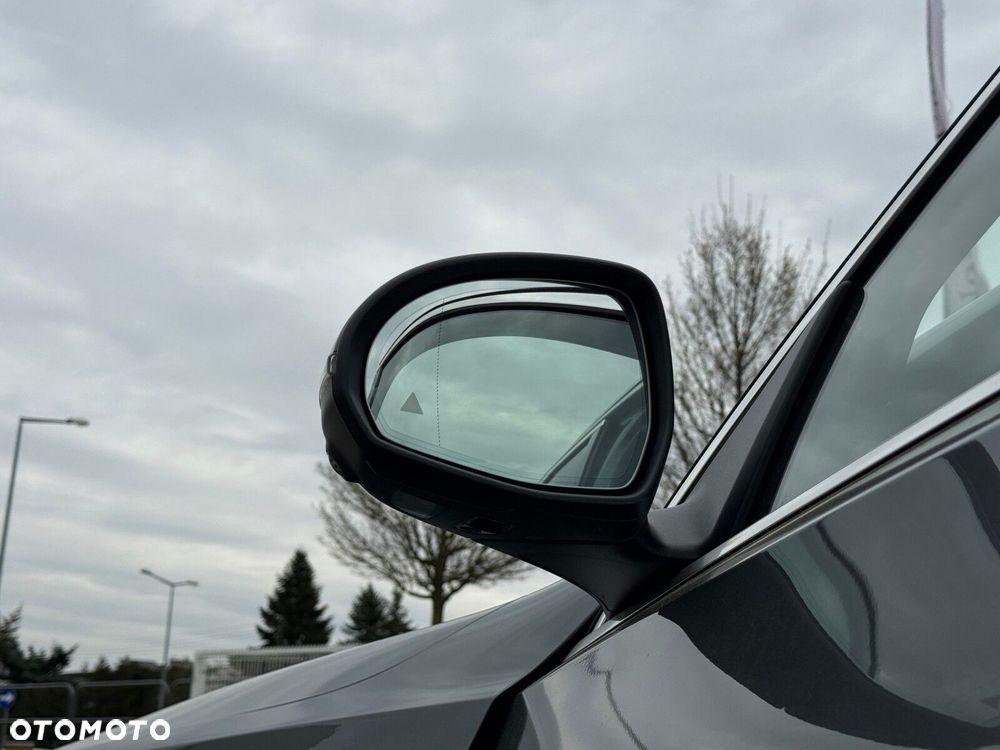 Mercedes-Benz Klasa C 220 d mHEV Avantgarde - 13