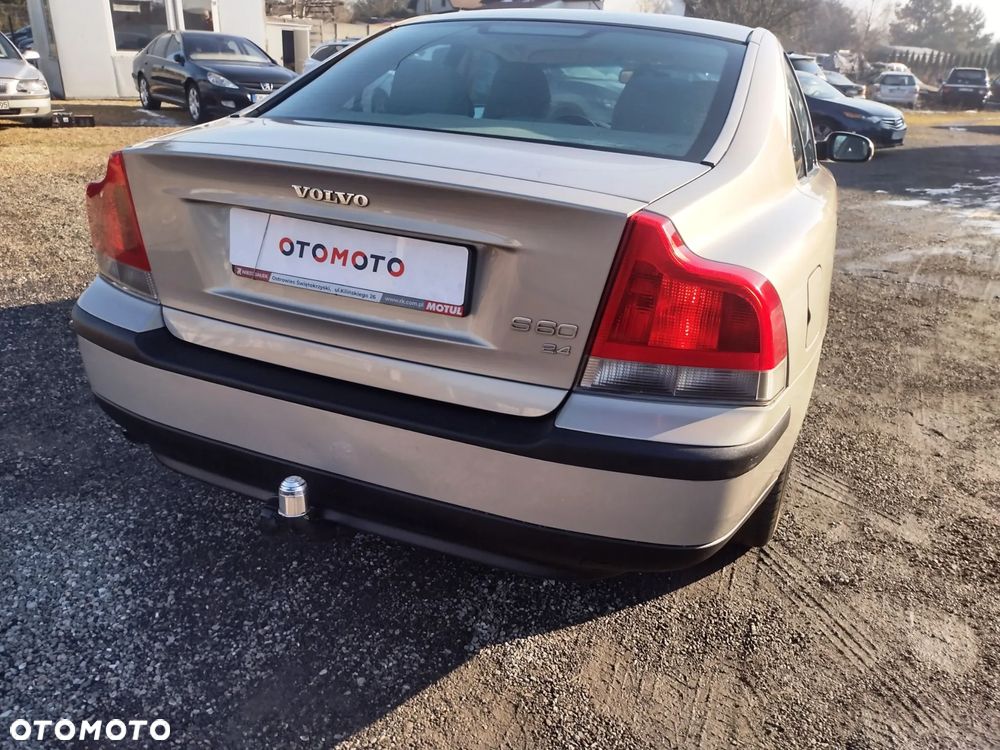 Volvo S60 2.4 Kinetic - 12
