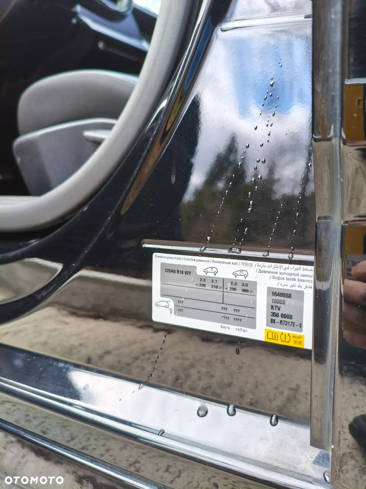 Peugeot 308 PureTech 130 EAT8 GT - 11