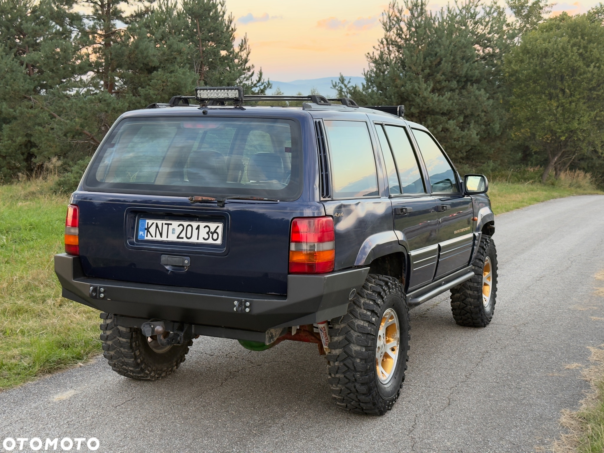 Jeep Grand Cherokee 4.0 Limited - 28