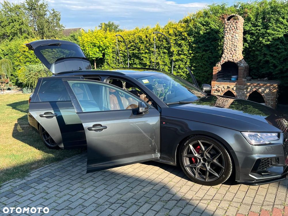 Audi A4 Avant 2.0 TDI Quattro S tronic - 27