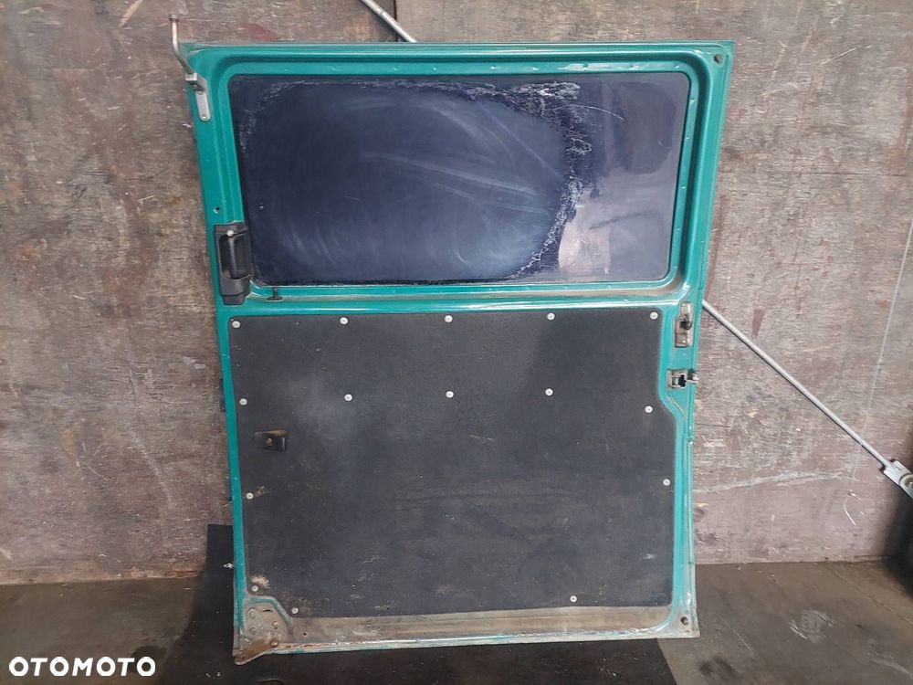 DRZWI KOMPLETNE PRZESUWNE PRAWE VOLKSWAGEN TRANSPORTER T4 - 4