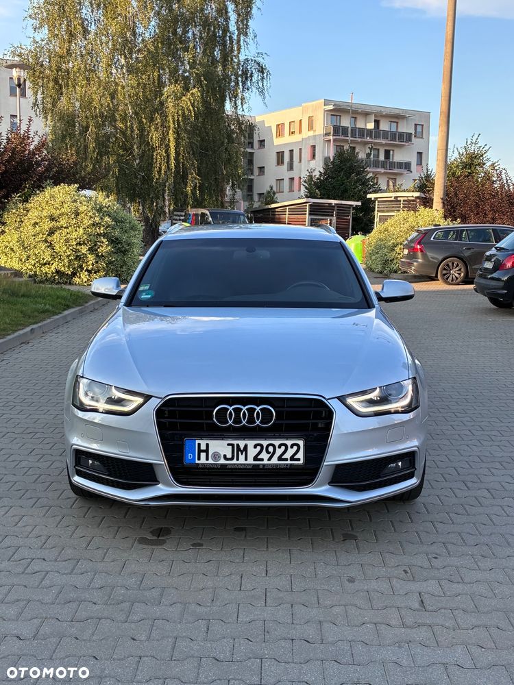 Audi A4 Avant 2.0 TDI DPF S line Sportpaket - 6