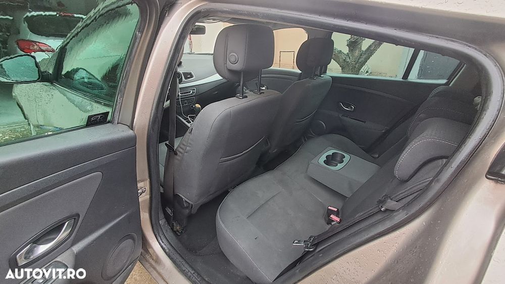 Renault Megane 1.5 dCi Sport Edition - 6