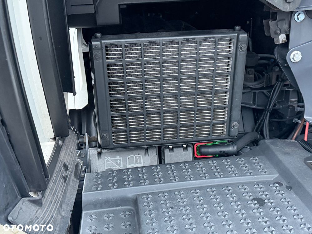 Scania S450 2020/21 ASO kontakt TV cała na poduszce z Niemiec - 21