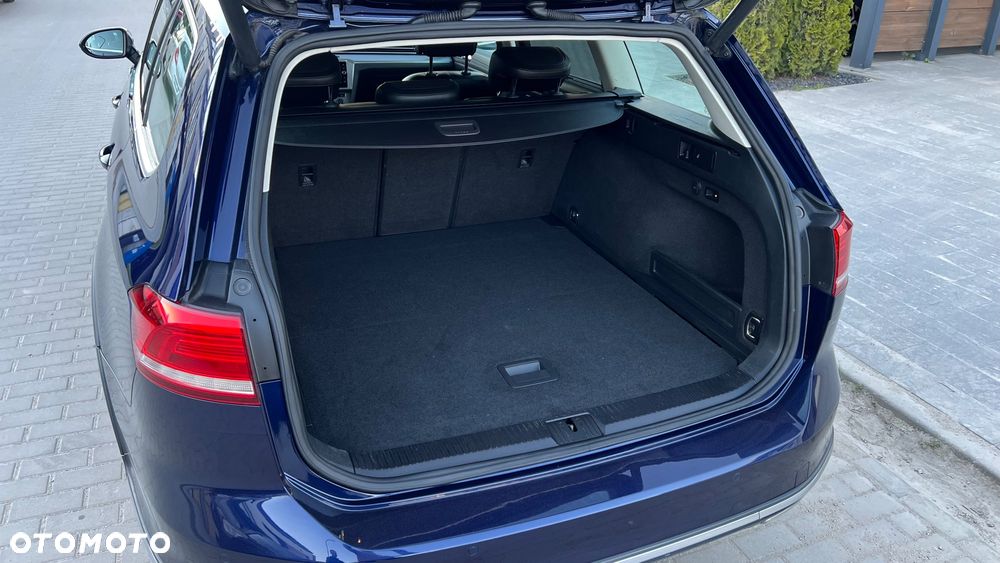 Volkswagen Passat Alltrack 2.0 TDI SCR 4Mot DSG - 10