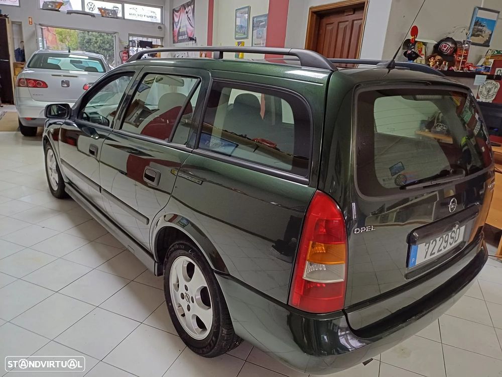 Opel Astra Caravan 1.4 Club - 2